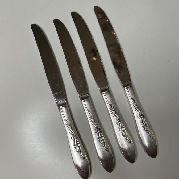 Vintage Stainless Steel Flatware Dinner Knife Knives Set Of 4 Flawed one is bent - Picture 1 of 16